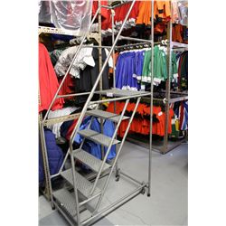 6 STEP MOBILE SHOP STAIRS