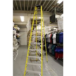 2 STEP LADDERS