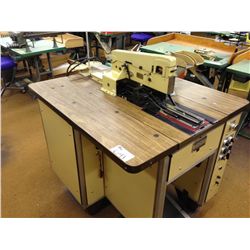 REECE 42FE POCKET SEWING MACHINE 110VOLT