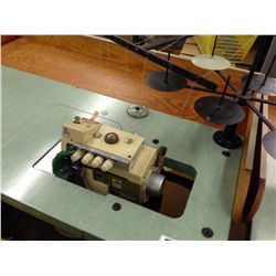 RIMOLDI SYSTEM 29A SERGER SEWING MACHINE 110VOLT