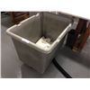 Image 1 : MOBILE SHOP BIN