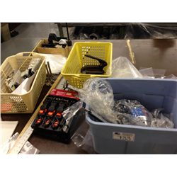 LOT OF ASSORTED SEWING SUPPLIES