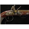 Image 6 : MAGNIFICENT RENWICK-LOCKE AMERICAN GOLD INLAID FLINTLOCK DUELING PISTOLS BY JAMES HASLETT, BALTIMORE