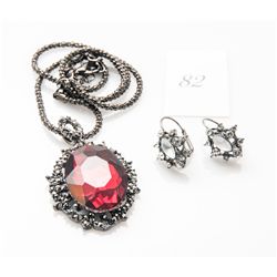 Costume jeweled red stone necklace pendant and