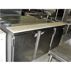Commercial restuarant kitchen prep counter and