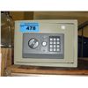 Image 1 : Electronic safe