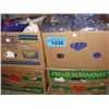 Image 1 : 4 boxes of paper party plates