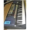 Image 1 : Yamaha digital keyboard