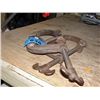 Image 1 : Pair of C clamps