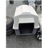 Image 1 : Pet mate dog house
