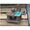 Image 1 : Trailer hitch attachment