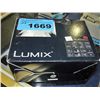 Image 1 : Lumix digital camera