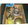 Image 1 : Box of vintage collectables; brasswares, glass