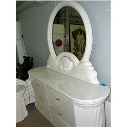 White italian laquer 5pc bedroom suite;