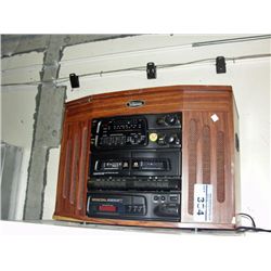 Techno sonic old fashioned style stereo