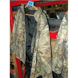 Camoflauge hunting jacket