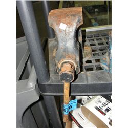 Mechanics bench vice