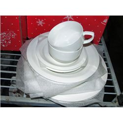 New white 2place setting plate set