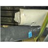 Image 1 : 2 rolls of carpeting