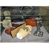 Image 1 : Lot of assorted vintage collectable items;