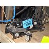 Image 1 : Black floor jack
