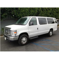 2012 FORD E-350