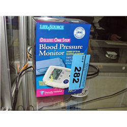 Deluxe one step blood pressure moniter