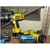 Image 1 : 2 dewault cordless drills with 2 batteries and