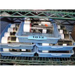 5 small blue baskets of spray paint