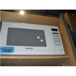 Panasonic inverter white microwave
