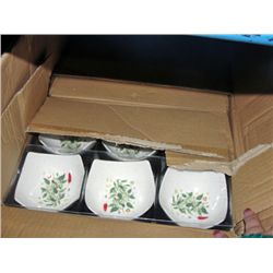 One case of 3pc red pepper small porcelain bolw
