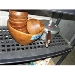 Presto pressure cooker and solid teak wood salad