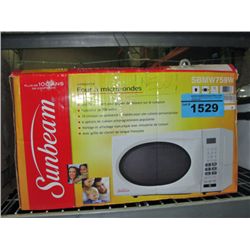 Sunbeam white microwave oven