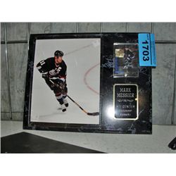 Framed mark messier #11 vancouver canucks