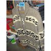 Image 1 : Hand knitted indian wool sweater