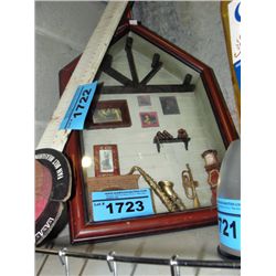 3D shadow box with musical motiff