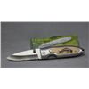 Image 1 : COLLECTORS EDITION SCRIMSHAW BASS 3.5" CLOSED. STAINLES