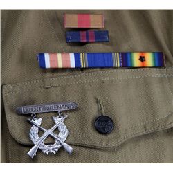 WWI USMC MARINE UNIFORM WITH MEDALS & INSIGNIA