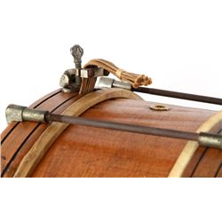 VINTAGE WOODEN SNARE DRUM