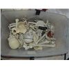Image 1 : HUGE LOT OF SKULLS AND BONES