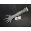 Image 1 : ALIEN DEMON CREATURE VAMPIRE ARM HAND WITH CLAWS NO RESERVE!