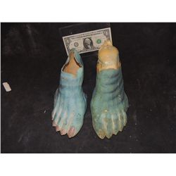 HELLBOY SCREEN USED HERO ABE SAPIEN PAIR OF FEET 1