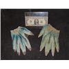 Image 1 : HELLBOY SCREEN USED HERO ABE SAPIEN PAIR OF HANDS 1