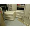 Image 10 : 5 Pc Palliser Bedroom Set w/2 Dressers, Nightstands