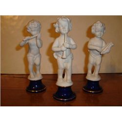 Set of 3 French cherubs with musical instrumentsbisque