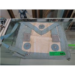 Freemasons lambskin apron