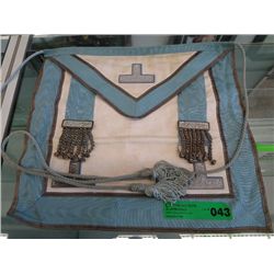 Freemasons lambskin apron