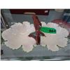 Image 1 : Leaf shaped china dish
