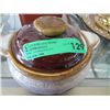 Image 1 : Unmarked ceramic bean pot