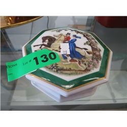 Ceramic lidded dish